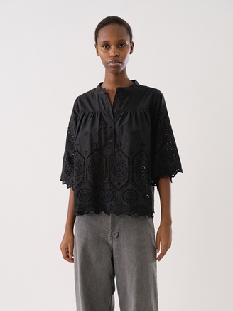 Lollys Laundry LouiseLL Blouse SS Washed Black